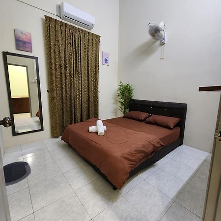 Galaxy Guest Home By Ipoh Maju Stay Екстер'єр фото