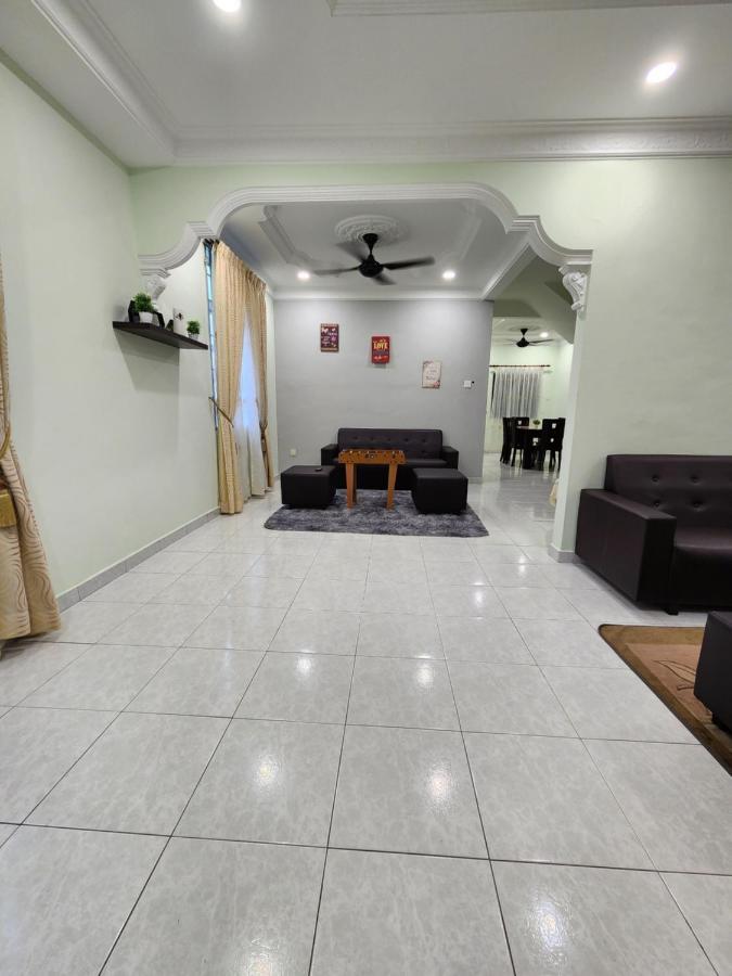 Galaxy Guest Home By Ipoh Maju Stay Екстер'єр фото