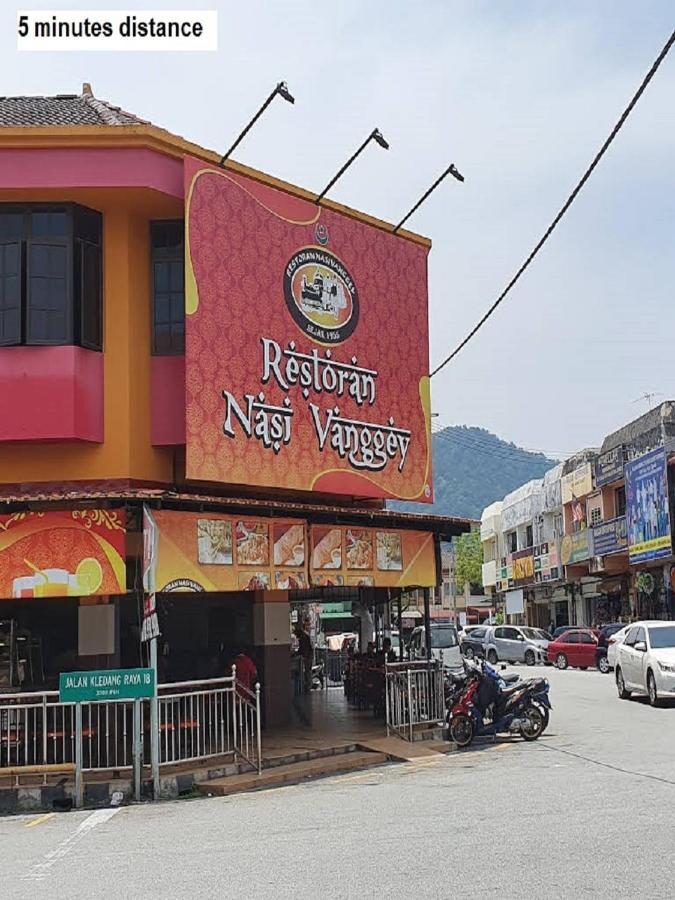 Galaxy Guest Home By Ipoh Maju Stay Екстер'єр фото