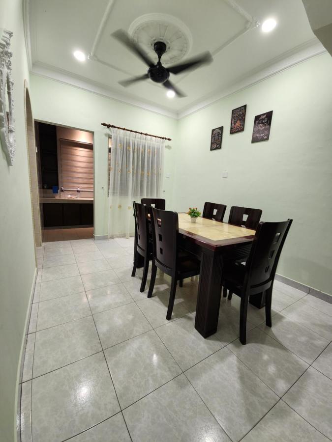 Galaxy Guest Home By Ipoh Maju Stay Екстер'єр фото