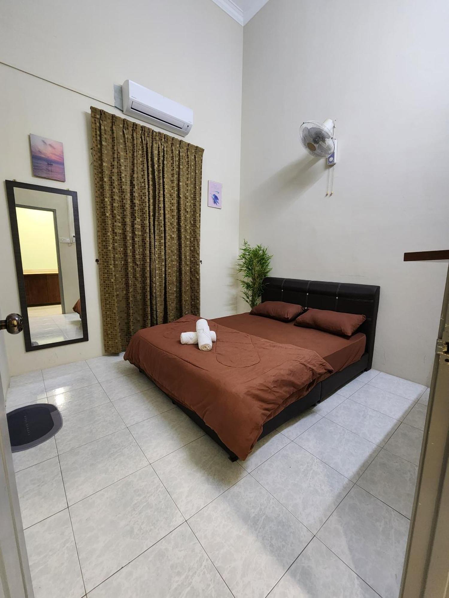 Galaxy Guest Home By Ipoh Maju Stay Екстер'єр фото