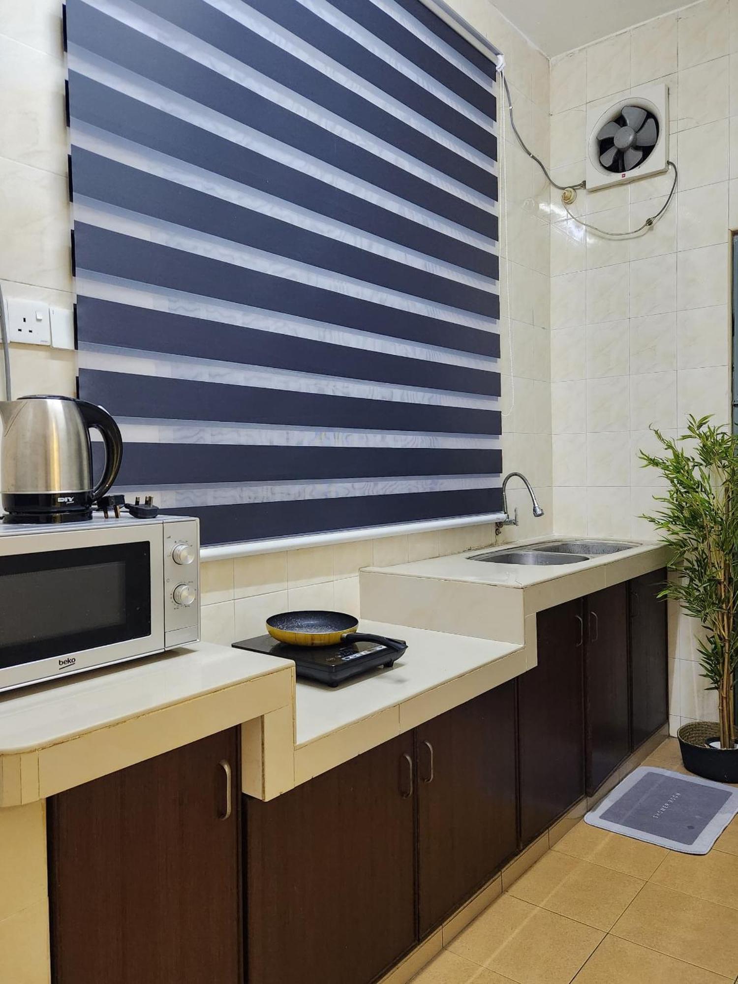 Galaxy Guest Home By Ipoh Maju Stay Екстер'єр фото